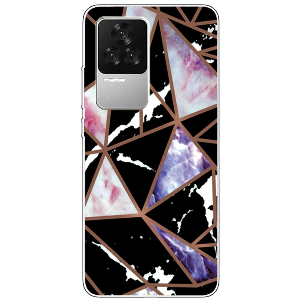 Xiaomi Poco F4 Fleksibelt Plastik Bagside Cover - Sort Marmor