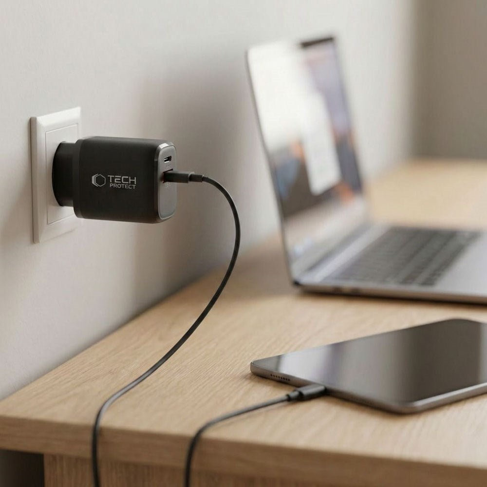 Tech-Protect Vægoplader m. 1x USB-C & 1x USB-A - 65W - Sort