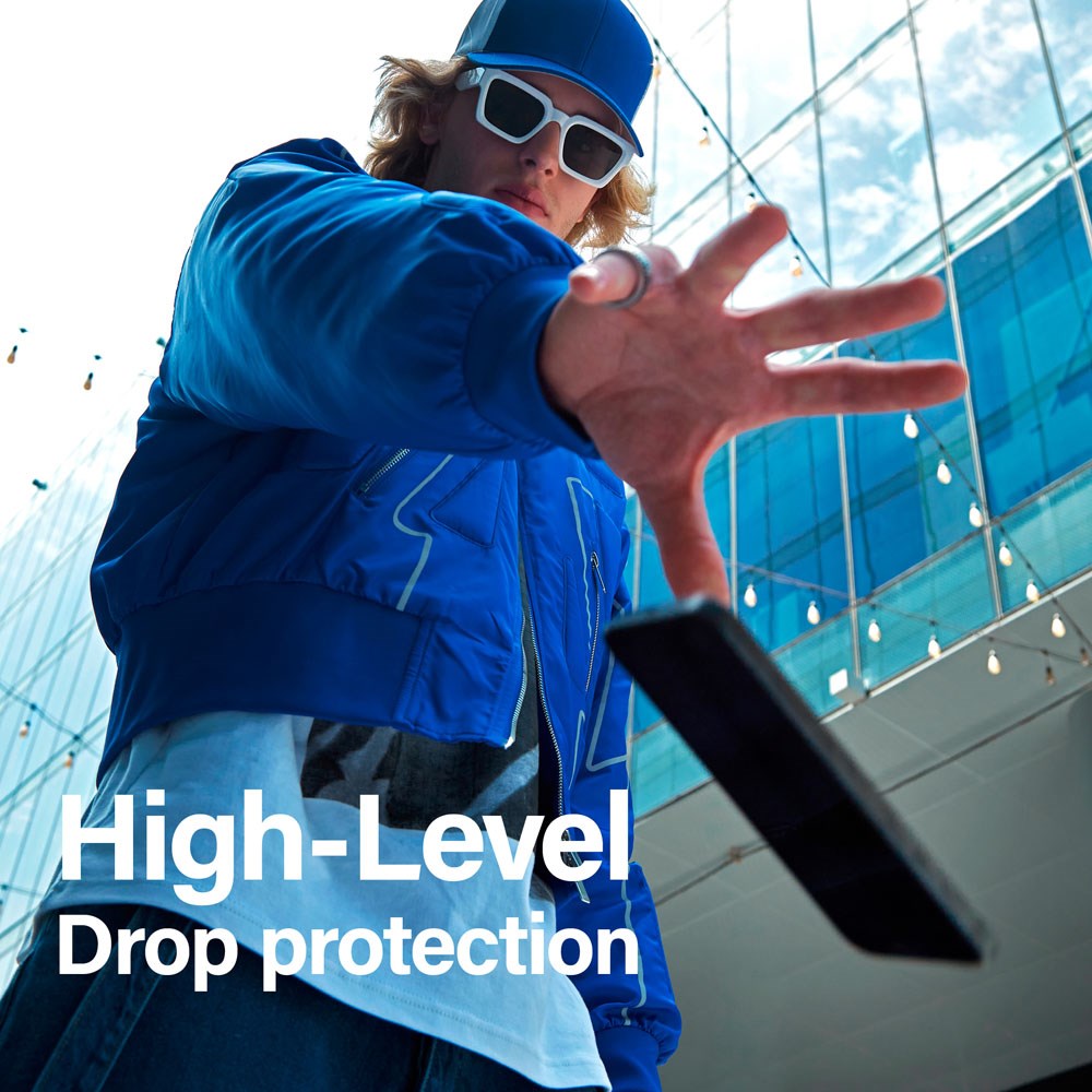 iPhone 15 Plus / 16 Plus PanzerGlass Ultra Wide Fit Beskyttelsesglas m. EasyAligner - Diamond Strength - Gennemsigtig / Sort Kant