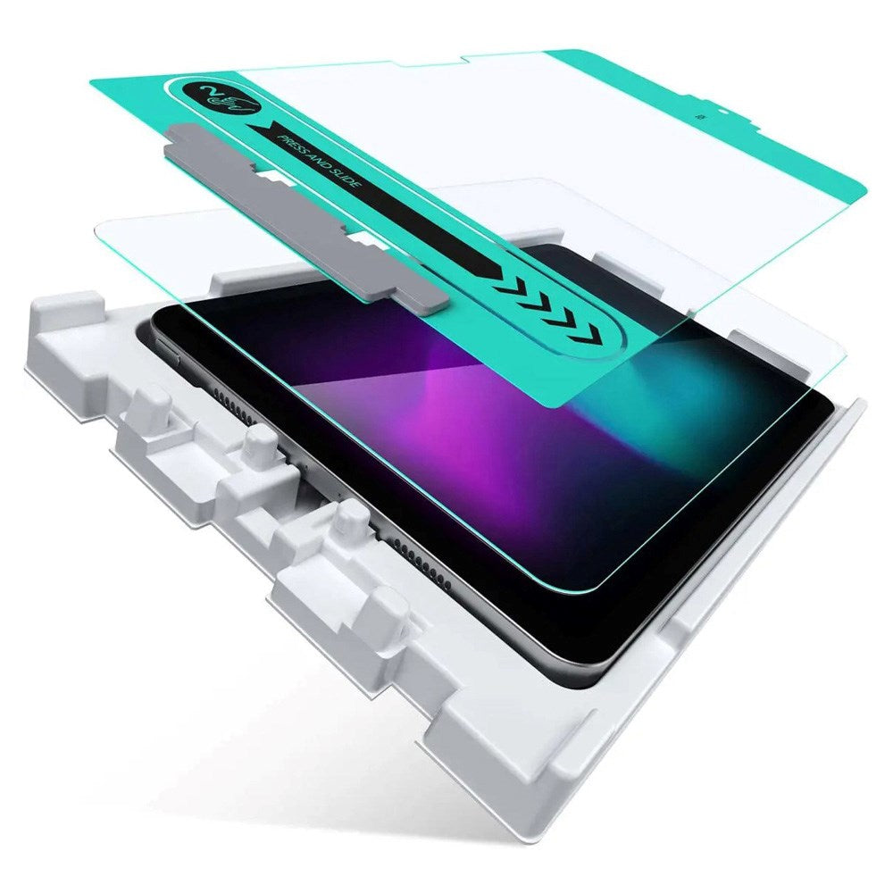 ESR iPad Pro 13" (2025 / 2024) Skærmbeskyttelse - inkl. Monteringsramme - Gennemsigtig