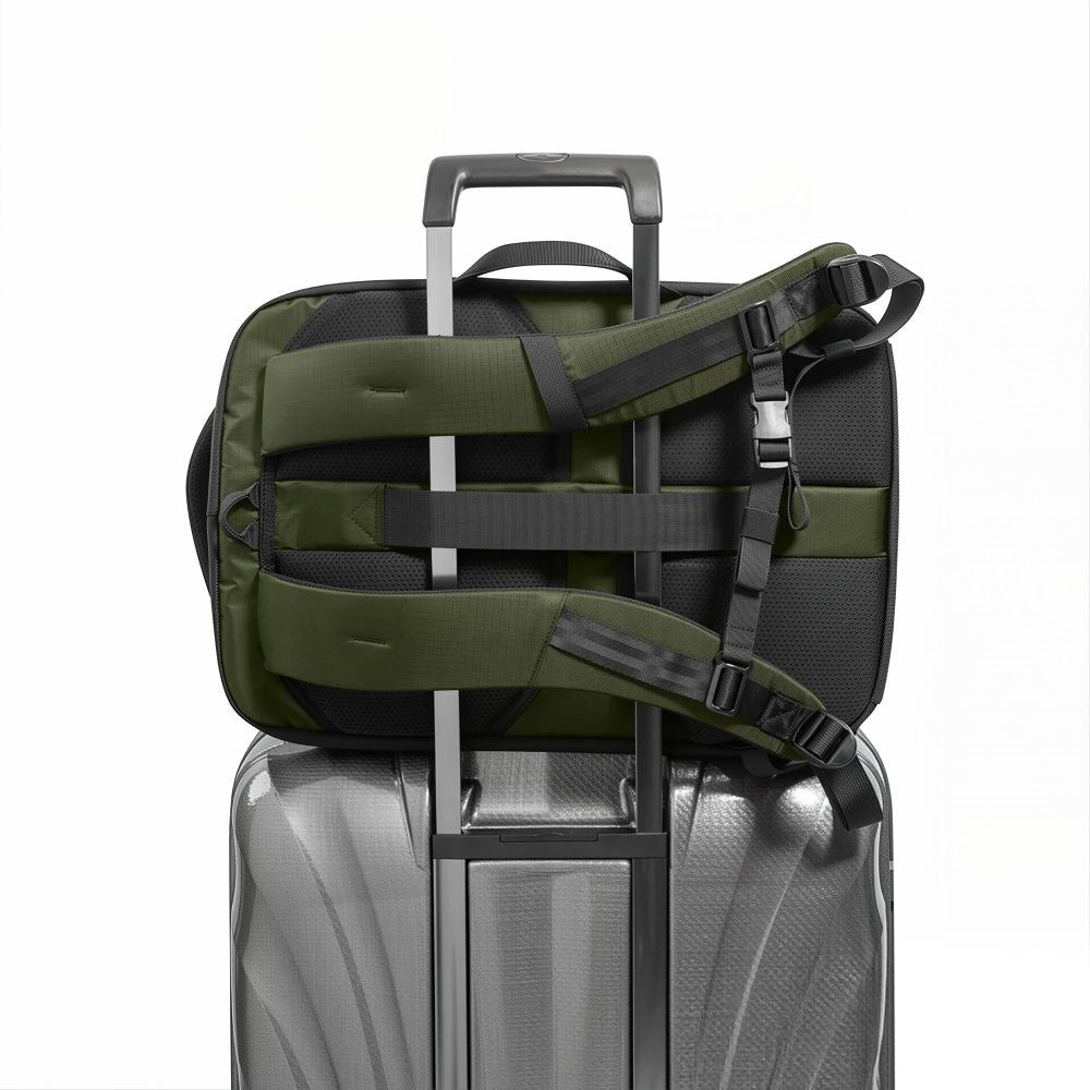 Tech-Protect Defender S70 24 Liter Rejsetaske - 40 x 30 x 20 cm - Grøn