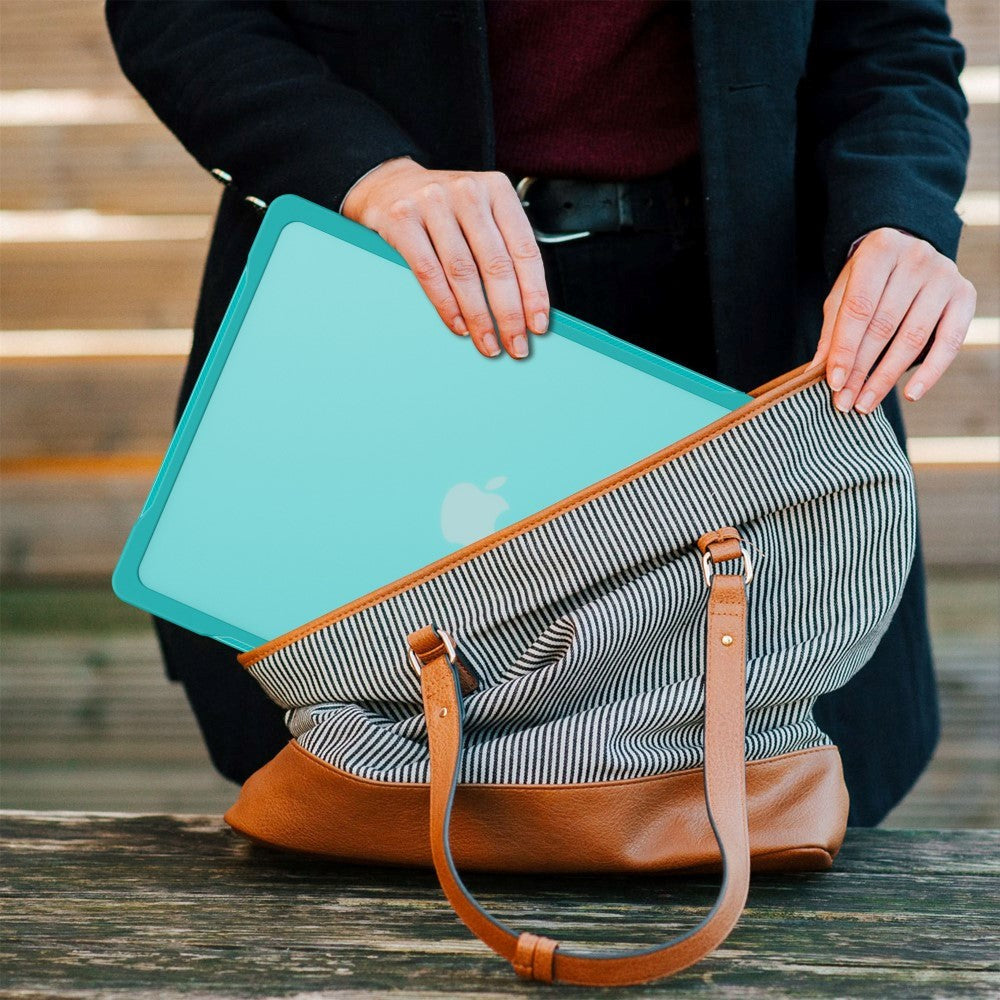 MacBook Air 15" M2/M3/M4 (2023-2025) Hårdt Plastik Cover - Gennemsigtig / Blå