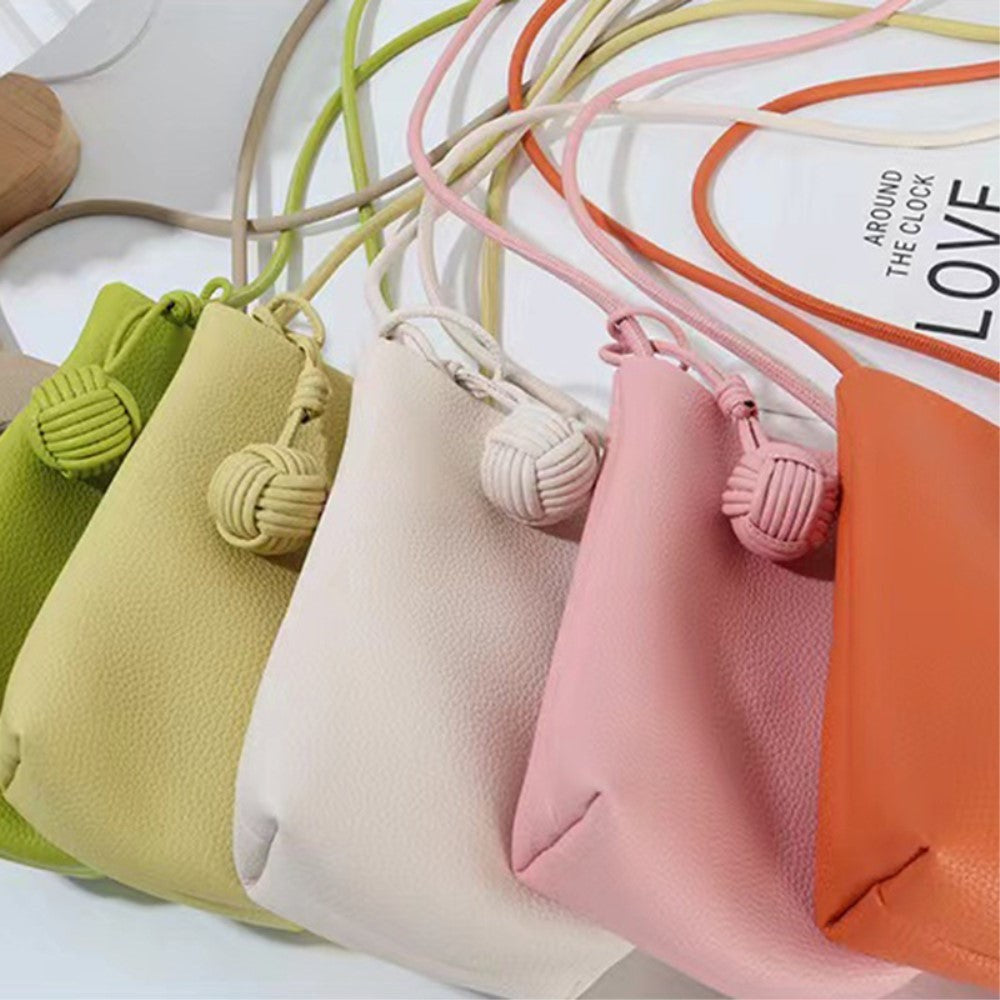 Kunstlæder Crossbody Mobil Taske m. Magnet Lukning (200 x 130 mm) - Beige