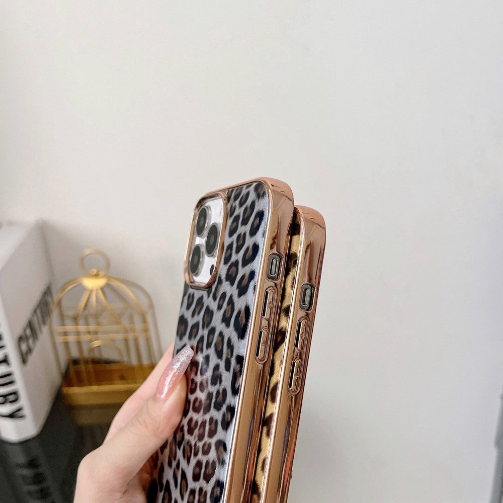iPhone 14 Pro Fleksibelt Plast Bagside Cover - Leopard Mønster - Rød