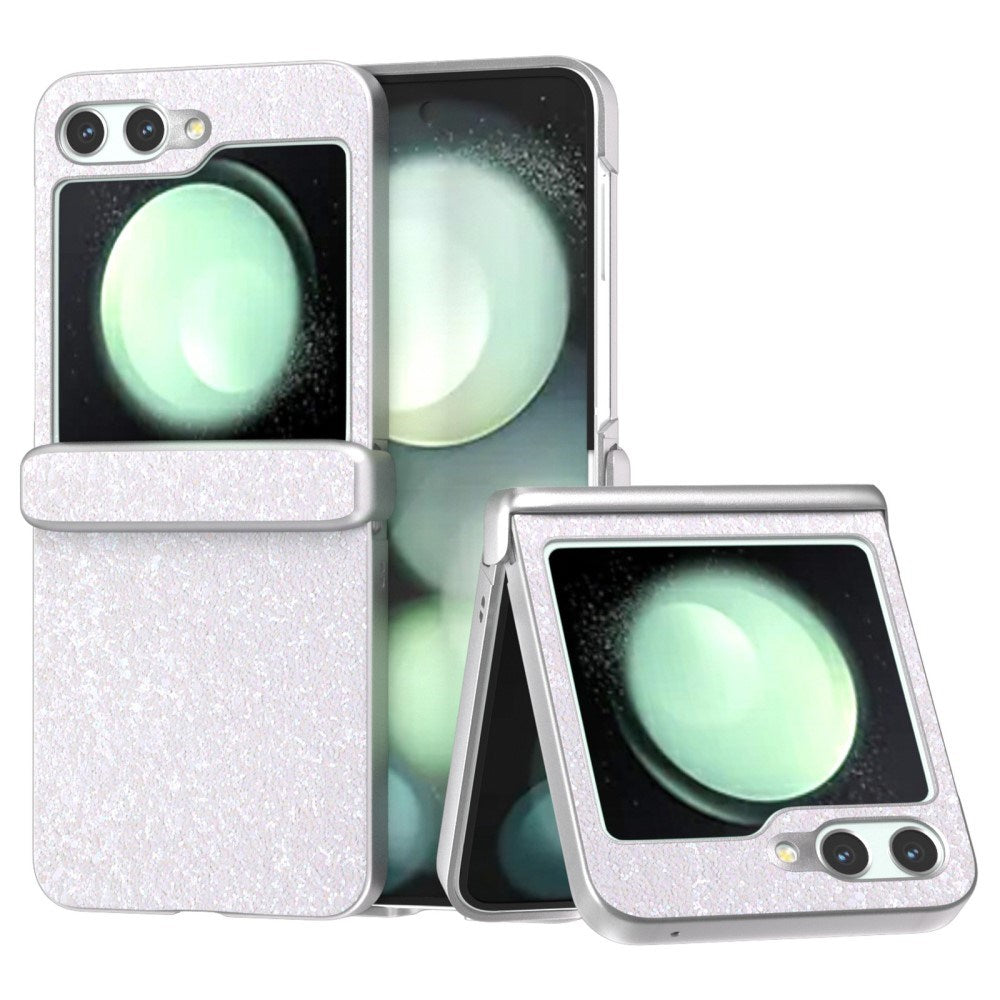 Samsung Galaxy Z Flip7 FE / Flip6 Læderbetrukket Glitrende Plastik Bagside Cover - Hvid