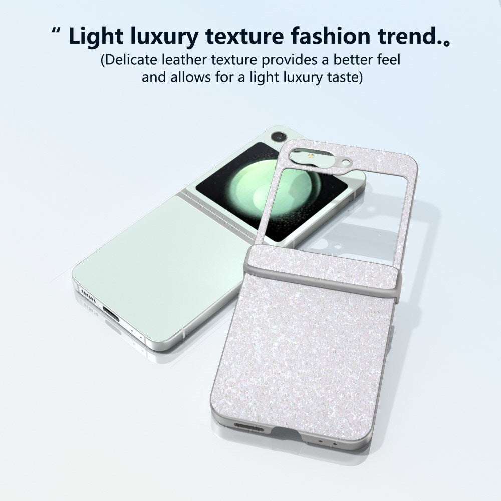Samsung Galaxy Z Flip7 FE / Flip6 Læderbetrukket Glitrende Plastik Bagside Cover - Hvid