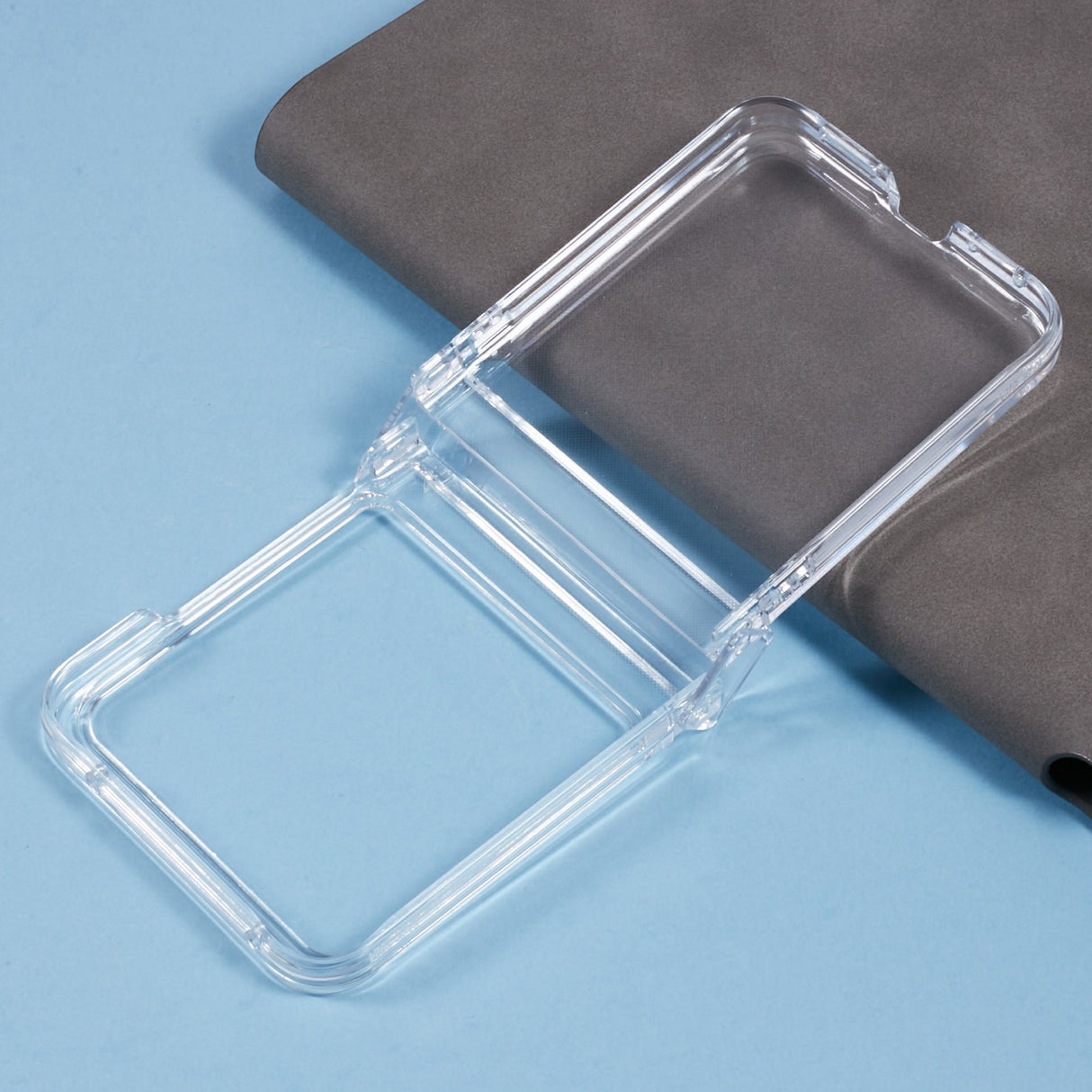EIDERWOOD Motorola Razr 70 / Razr 60 / Razr 50 5G - Crystal Clear Shockproof Fleksibel Plastik Cover - Gennemsigtig