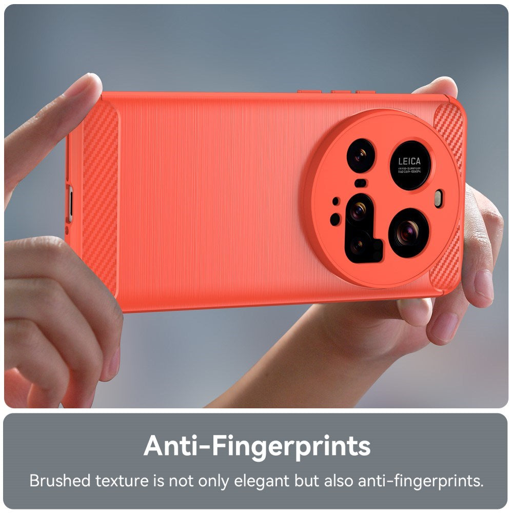 Xiaomi 15 Ultra - EIDERWOOD Brushed Carbon Fiber Fleksibelt Plastik Cover - Rød