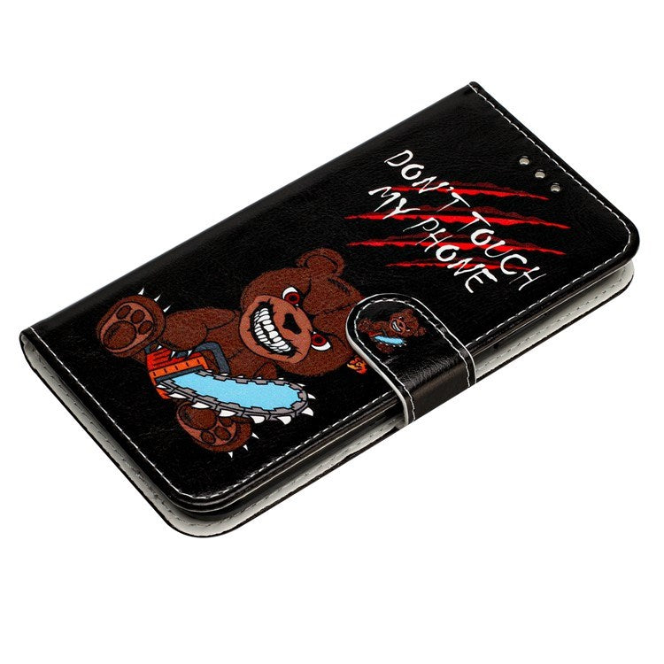 EIDERWOOD iPhone 17 Pro Max Imiteret Læder Flip Cover m. Pung & Rem - "Don't Touch My Phone" Bjørn