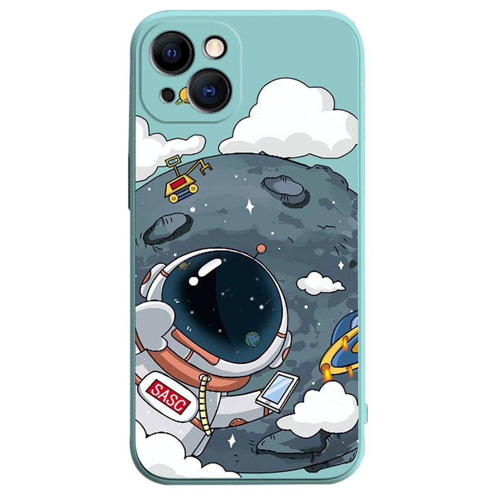 iPhone 14 Plus Fleksibel Bagside Cover af Plastik m. Print - Astronaut På Månen / Turkis