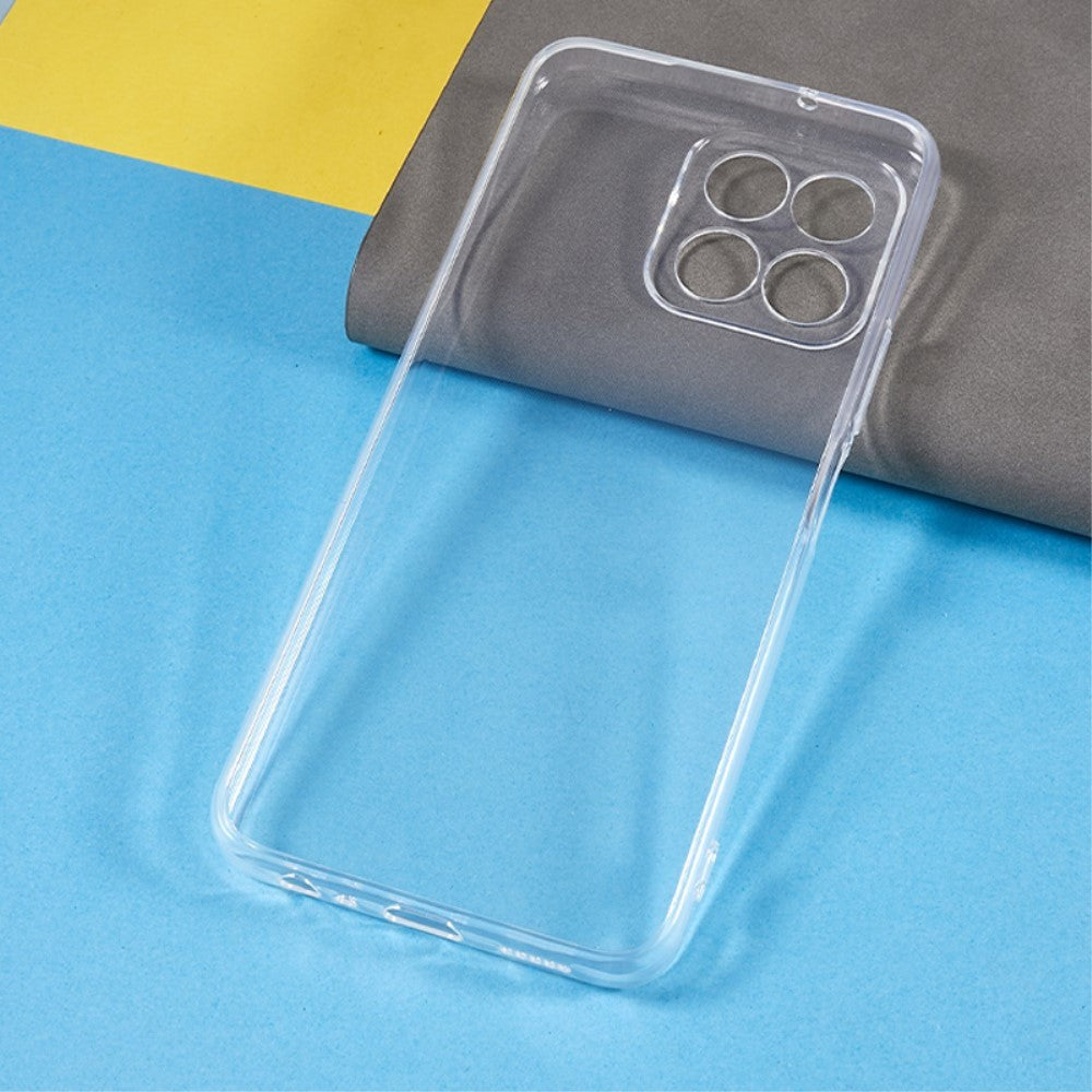 Honor 70 Lite Fleksibelt Plastik Bagside Cover - Gennemsigtig