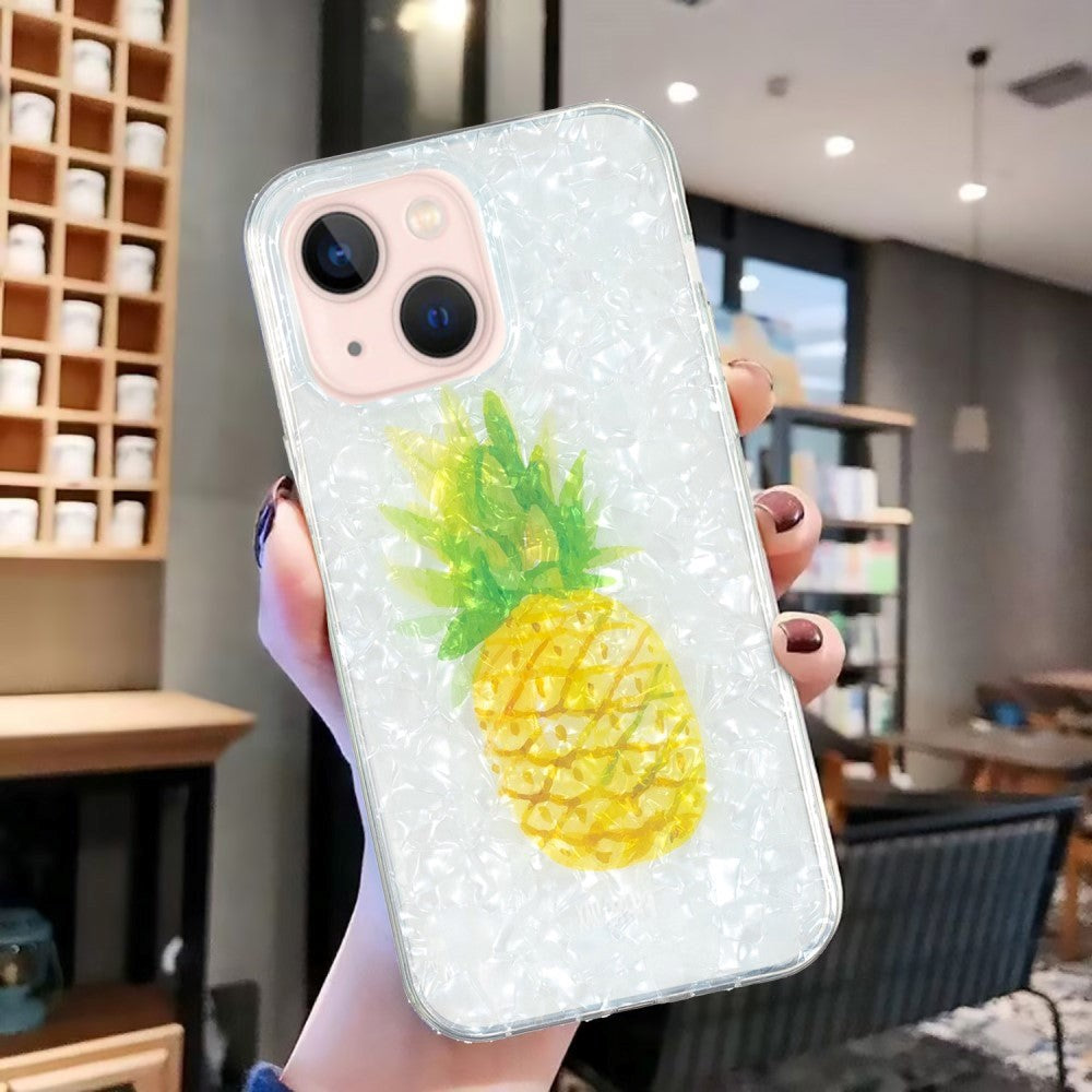 iPhone 15 Fleksibel Plastik Bagside Cover - Ananas