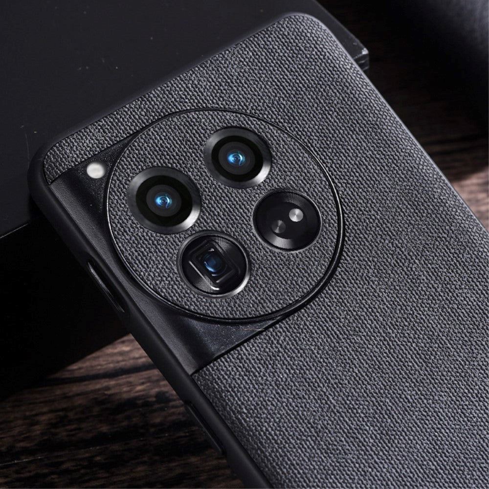 OnePlus 12 Stofbetrukket Plastik Bagside Cover - Rød
