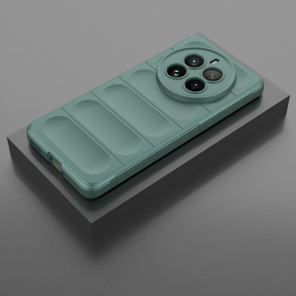 EIDERWOOD Realme 12 Pro (5G) / 12 Pro+ (5G) Fleksibelt Plastik Bagside Cover - Grøn