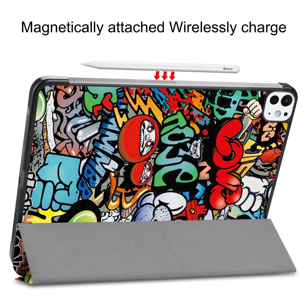 EIDERWOOD iPad Pro 11" (2025 / 2024) Tri-Fold Kunstlæder Flip Cover m. Vågeblus Funktion - Graffiti