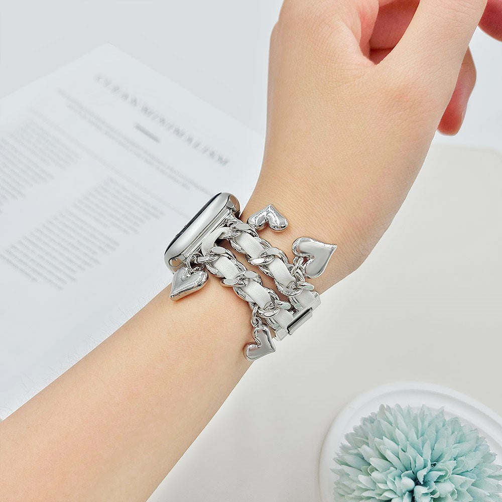 Apple Watch (38 / 40 / SE / 41 / 42mm) - EIDERWOOD Metal Rem m. Vegansk Læder & Vedhæng - Sølv / Hvid