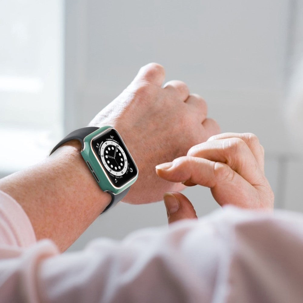 Apple Watch Ultra 4/3/2/1 (49mm) Hård Plast Case m. Indbygget Skærmbeskyttelse - Grøn / Sølv