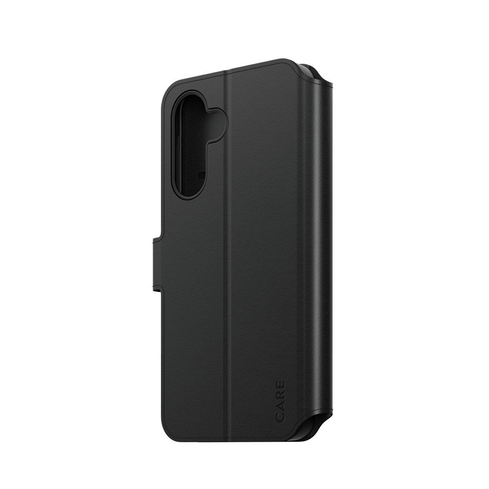 CARE by PanzerGlass Samsung Galaxy A17 (5G) Feature Wallet Case m. Ståfunktion og Kortholder - Sort