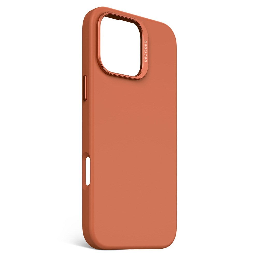 Decoded iPhone 16 Pro Max AntiMicrobial Silikone Bagside Cover - MagSafe Kompatibel - Sand Stone