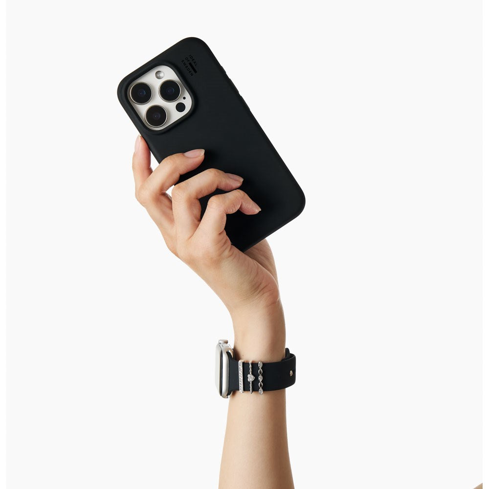 Apple Watch (38/40/SE/41/42mm) iDeal of Sweden Silikonerem - Str. S/M - Black