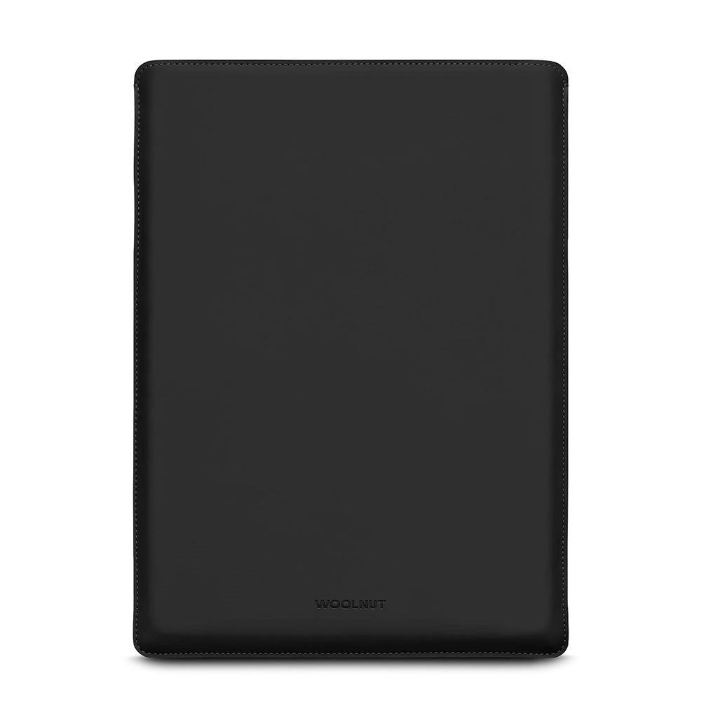 Woolnut Ægte Læder Sleeve Til MacBook / Laptop (370 x 260mm) - Sort