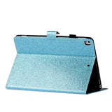 iPad 10.2" (2021 / 2020 / 2019) Glitter Cover m. Flipstander & Kortholder - Glitter Blue