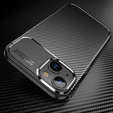 iPhone 14 Plus Carbon Fiber Fleksibelt Plastik Bagside Cover - Sort