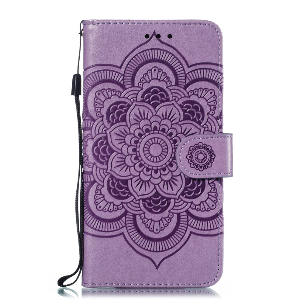 Samsung Galaxy A20e Læder Flip Cover - Lilla Mandala Mønster