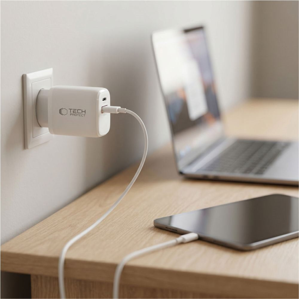 Tech-Protect Vægoplader m. 1x USB-C & 1x USB-A - 65W - Hvid