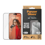 iPhone 15 Pro PanzerGlass Ultra Wide Fit Beskyttelsesglas m. EasyAligner - Diamond Strength - Gennemsigtig / Sort Kant