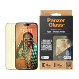 iPhone 15 Pro Max PanzerGlass Ultra Wide Fit Beskyttelsesglas m. EasyAligner - Anti-Reflective - Anti-Blue Light - Diamond Strength - Gennemsigtig / Sort Kant