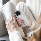 Vonmählen iPhone 16 Pro Eco Silikone Bagside Cover - MagSafe Kompatibel - Light Grey