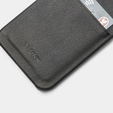 Trunk iPhone 13 Ægte Læder Mobil Cover m. Kortlomme - Sort