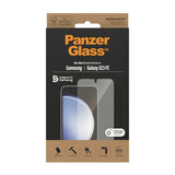 Samsung Galaxy S23 FE PanzerGlass Ultra Wide Fit Skærmbeskyttelsesglas - Platinum Strength - Gennemsigtig