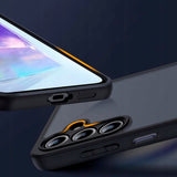 Tech-Protect MagMat Plastik Cover - Motorola Moto G55 - Gennemsigtig / Sort