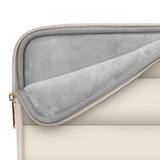MacBook / Laptop 15-16" - Tech-Protect Puffy - Sleeve m. Lille Taske - Beige