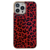 iPhone 14 Pro Fleksibelt Plast Bagside Cover - Leopard Mønster - Rød