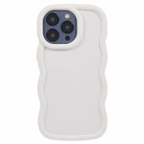 EIDERWOOD iPhone 14 Pro Max Fleksibelt Plastik Wavy Mobil Cover - Hvid