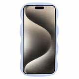 EIDERWOOD iPhone 14 Fleksibelt Plastik Wavy Mobil Cover - Lilla