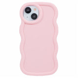 EIDERWOOD iPhone 14 Fleksibelt Plastik Wavy Mobil Cover - Lyserød