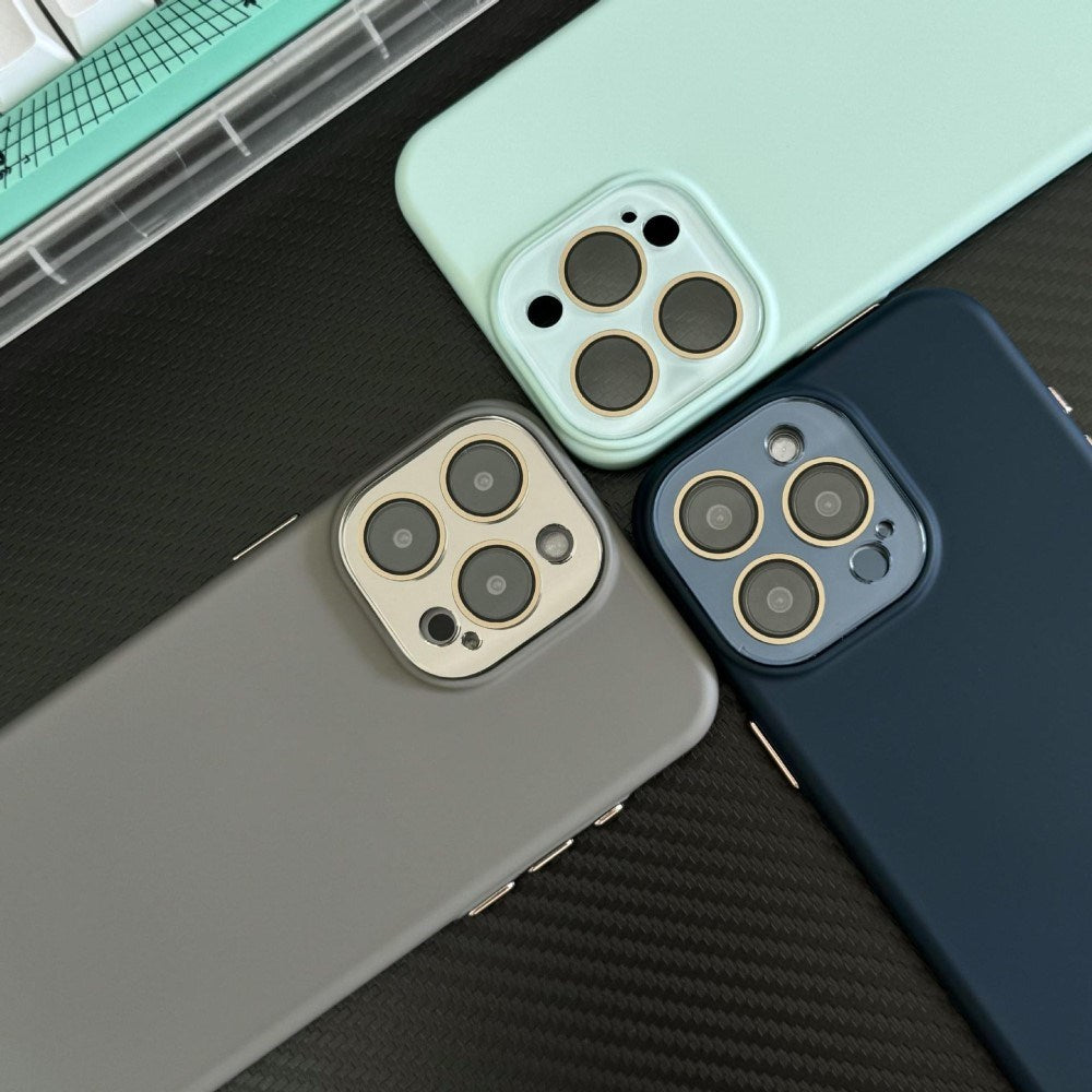 EIDERWOOD iPhone 14 Pro Silikone Bagside Cover m. Indbygget Kamerabeskyttelse - Sort