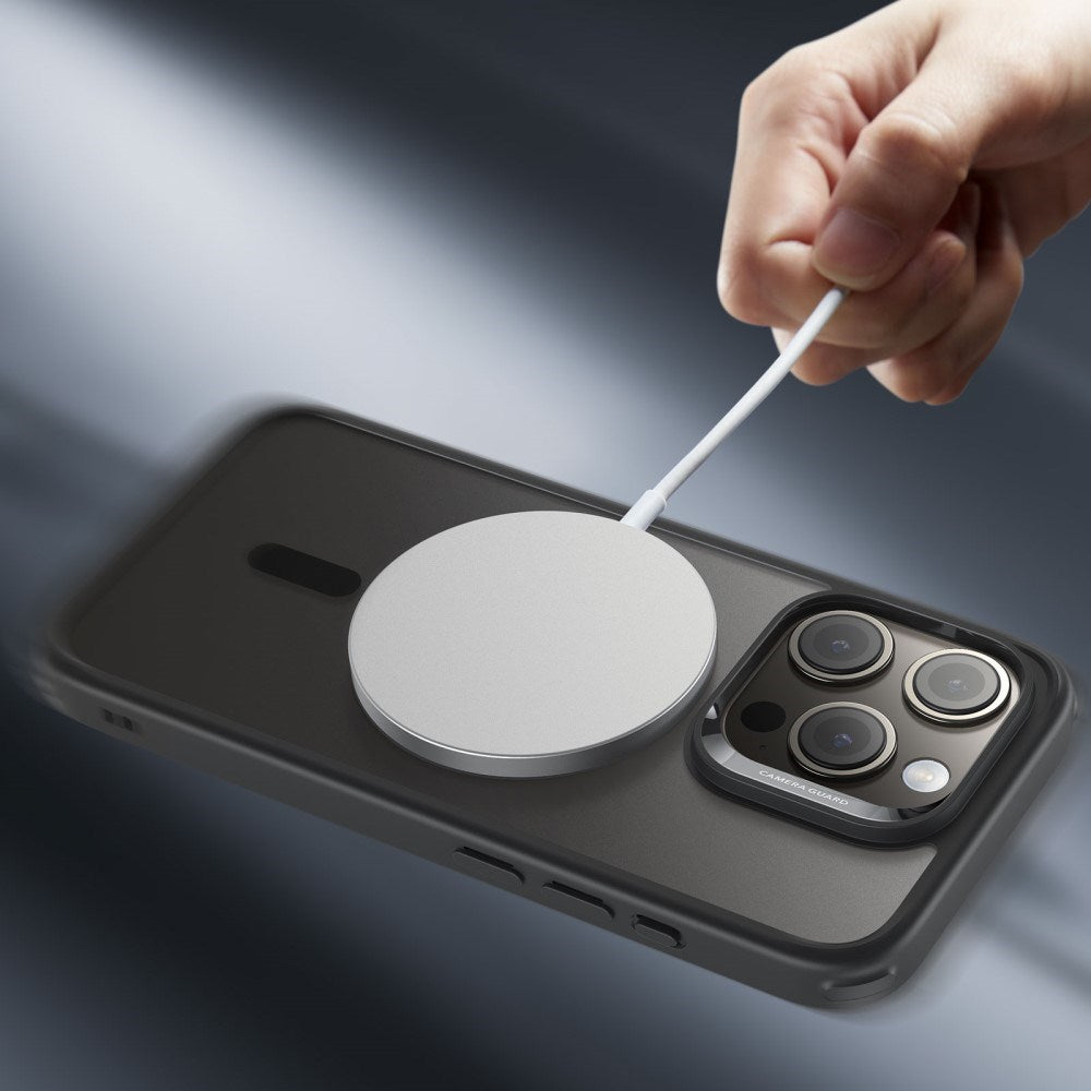 iPhone 16 Pro ESR Hybrid Bagside Cover - MagSafe Kompatibel - Sort Gennemsigtig