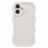 EIDERWOOD iPhone 16 Plus Fleksibelt Plastik Wavy Mobil Cover - Hvid