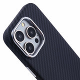 iPhone 15 Pro - EIDERWOOD Mønstret Carbon Cover - MagSafe Kompatibel - Black