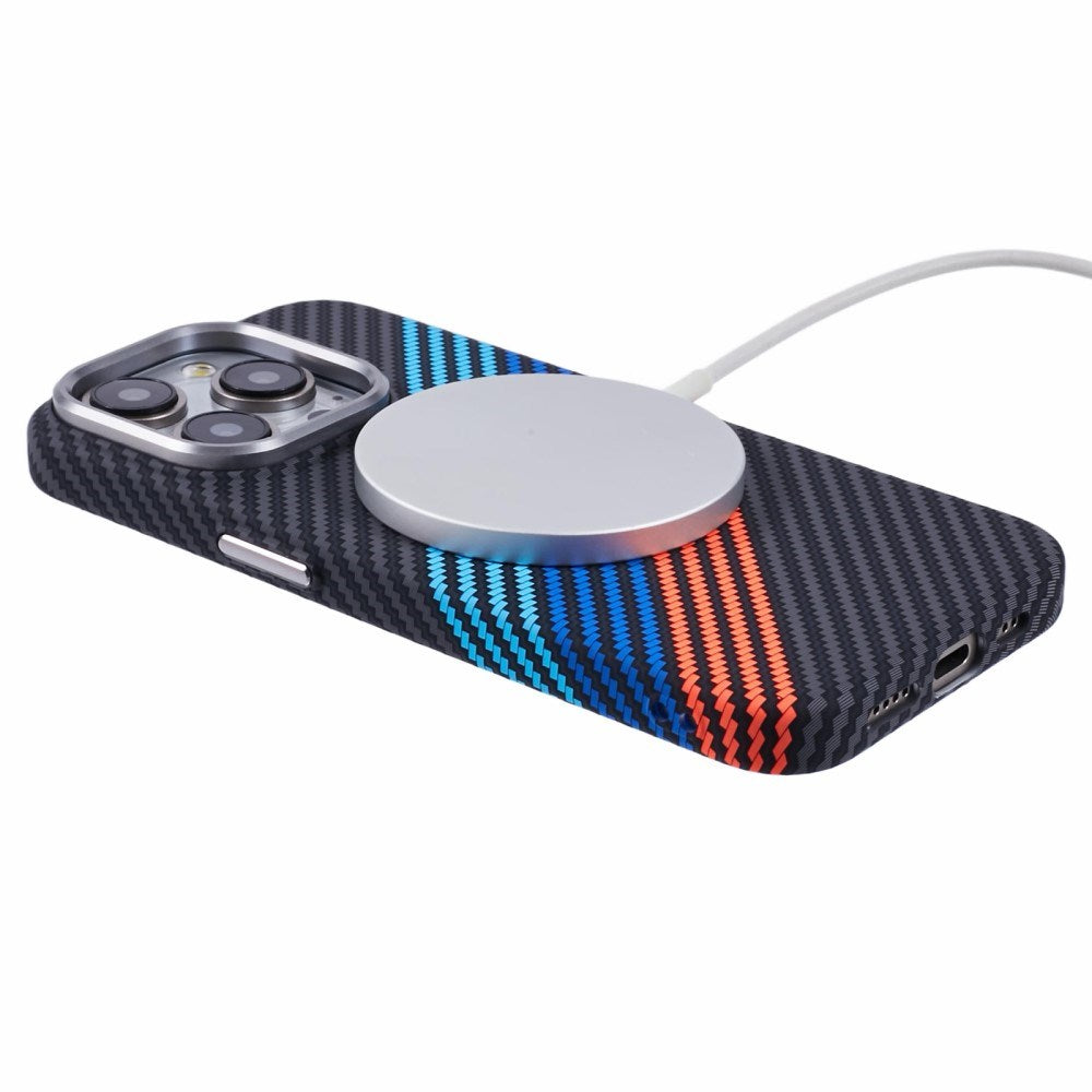 iPhone 15 Pro - EIDERWOOD Mønstret Carbon Cover - MagSafe Kompatibel - Colorful Stripes