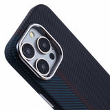 iPhone 15 Pro - EIDERWOOD Mønstret Carbon Cover - MagSafe Kompatibel - Dark Colored Pattern