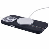 iPhone 14 Pro - EIDERWOOD Mønstret Carbon Cover - MagSafe Kompatibel - Dark ZigZag Pattern