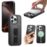 iPhone 13 Pro - Hårdt Plastik Cover m. Kunstlæder Bagside & Fingerrem - MagSafe Kompatibel - Sort