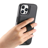 iPhone 12 / 12 Pro - Hårdt Plastik Cover m. Kunstlæder Bagside & Fingerrem - MagSafe Kompatibel - Sort