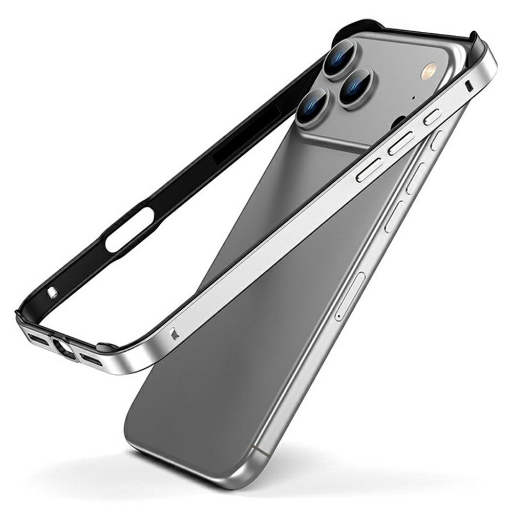 iPhone 17 Pro EIDERWOOD Metal Bumper Cover m. Stødabsorberende Silikone Hjørner - Sølv